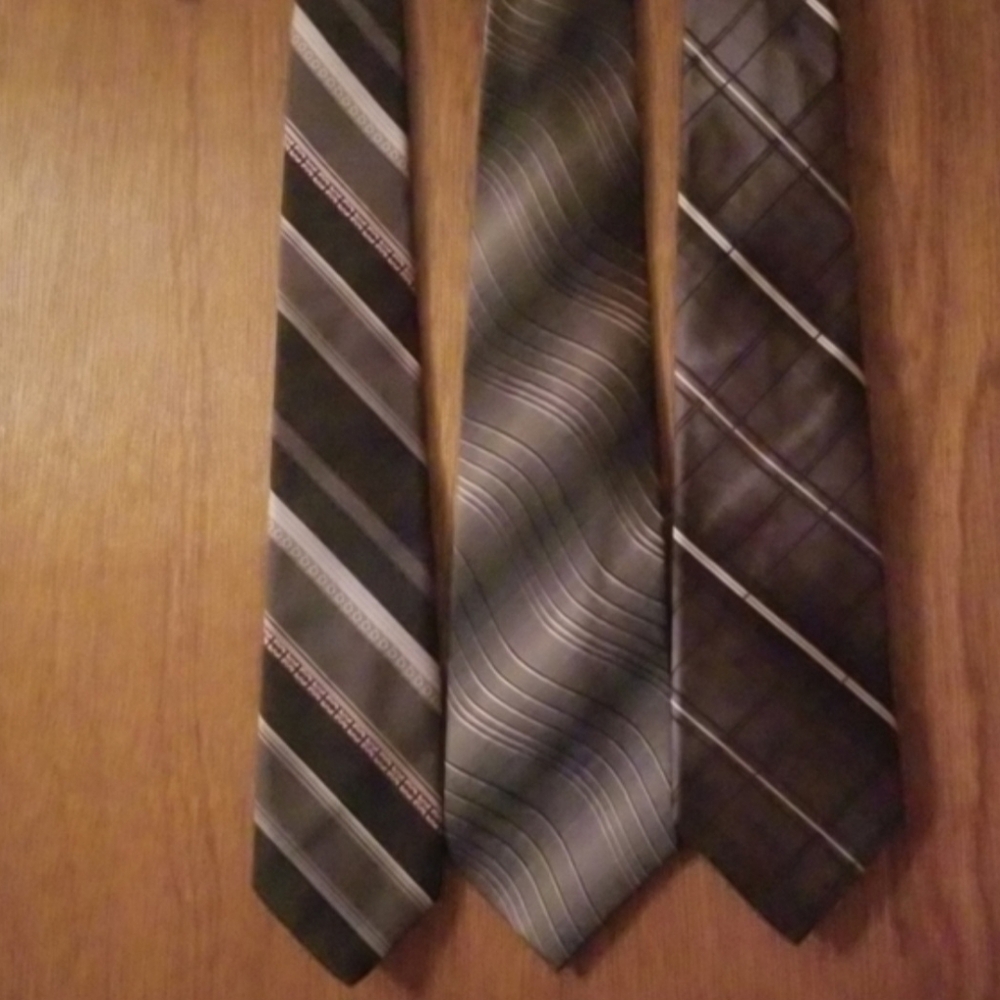 Saxony, Perry Ellis And JcPenny Men Ties Set Of Three